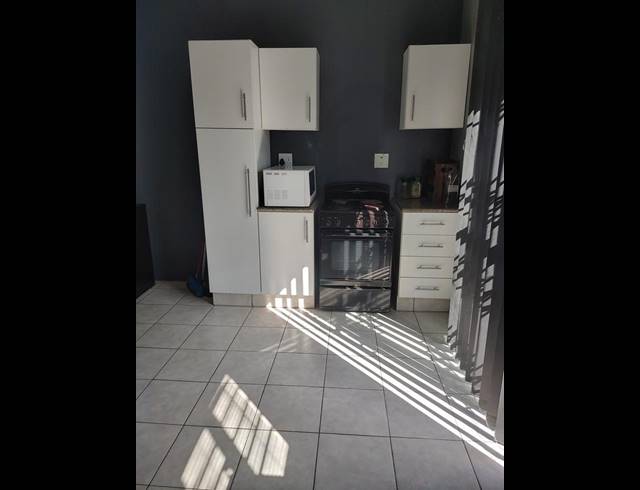 1 BEDROOM PROPERTY TO RENT IN PARK HILL